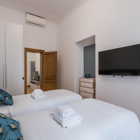 The Best Rent - Four-Room Apartment A Few Steps From The Trevi Fountain Kültér fotó