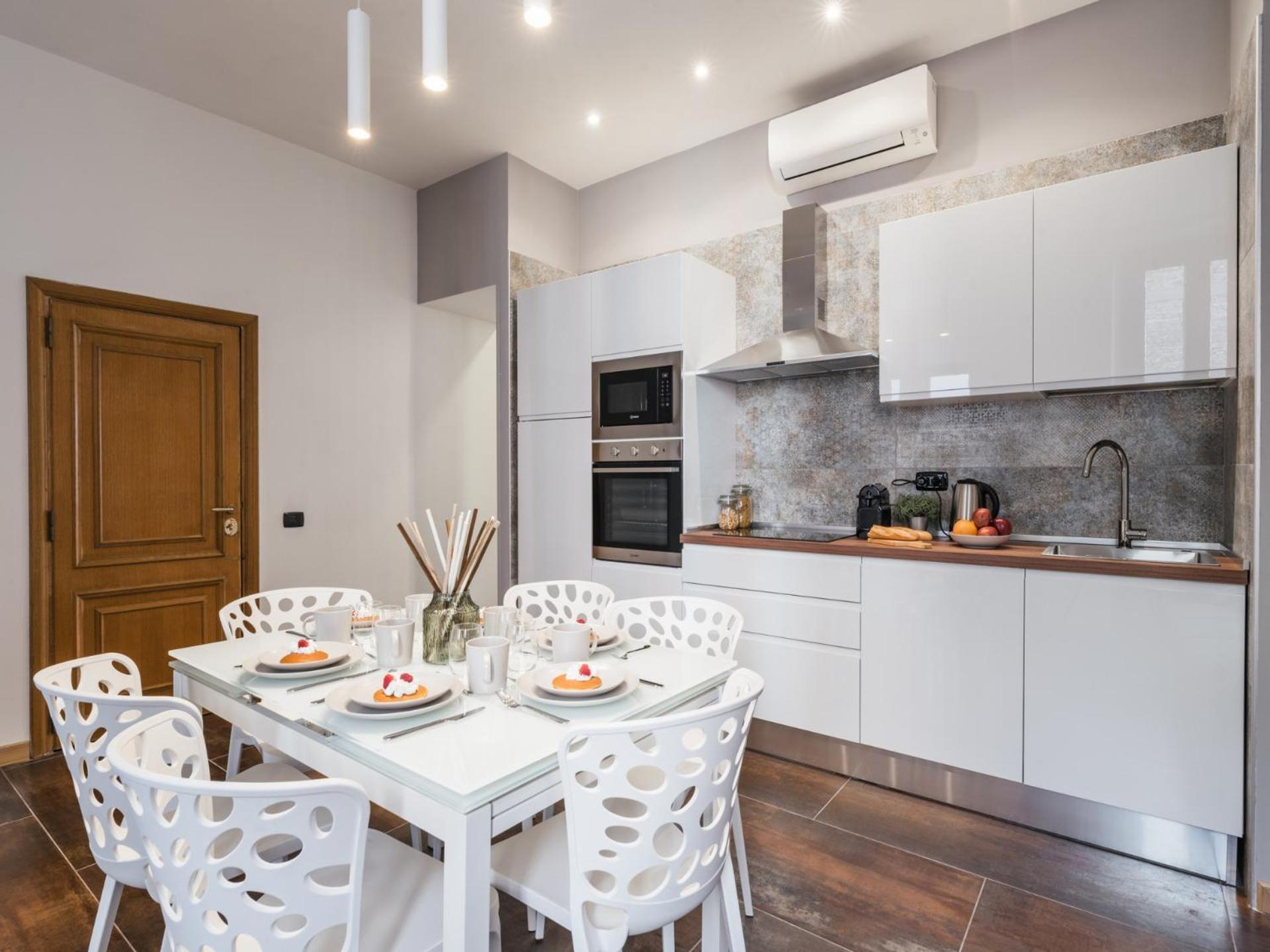 The Best Rent - Four-Room Apartment A Few Steps From The Trevi Fountain Kültér fotó